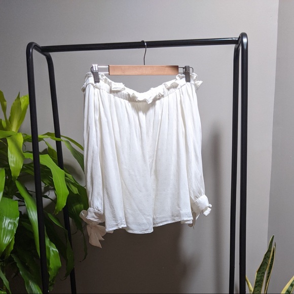 American Eagle Off The Shoulder Blouse - Picture 5 of 5